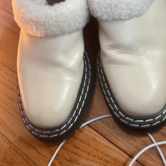 White proenza mule with fur  size 38 - Picture 3 of 3